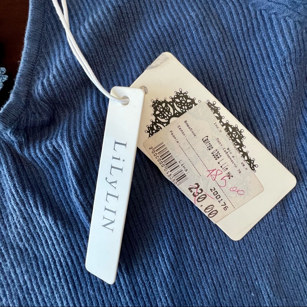 Blue sweater - Picture 3 of 5